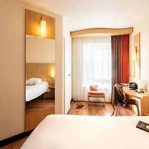 Ibis Centrum Отель